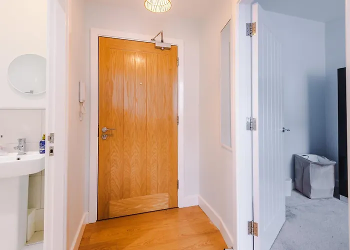 Stylish 1bed In Lägenhet