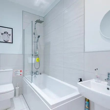 Stylish 1bed In 리즈